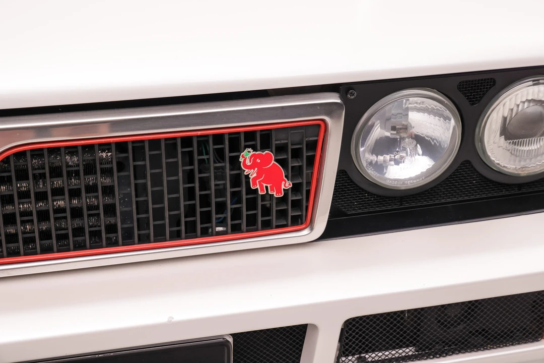 1994 Lancia Delta 2nd Gen - Image 27 of 31