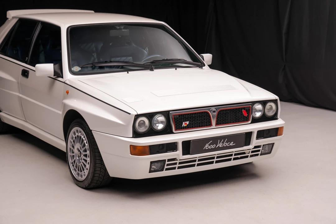 1994 Lancia Delta 2nd Gen - Image 29 of 31