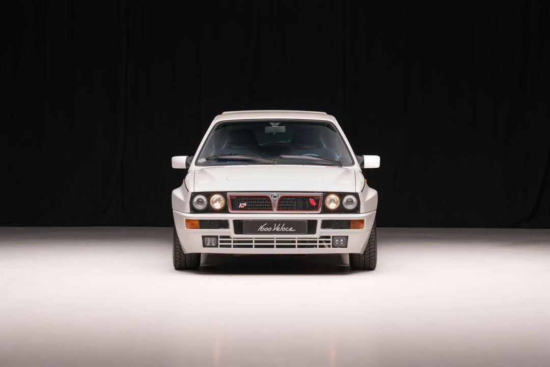 1994 Lancia Delta 2nd Gen - Image 14 of 31