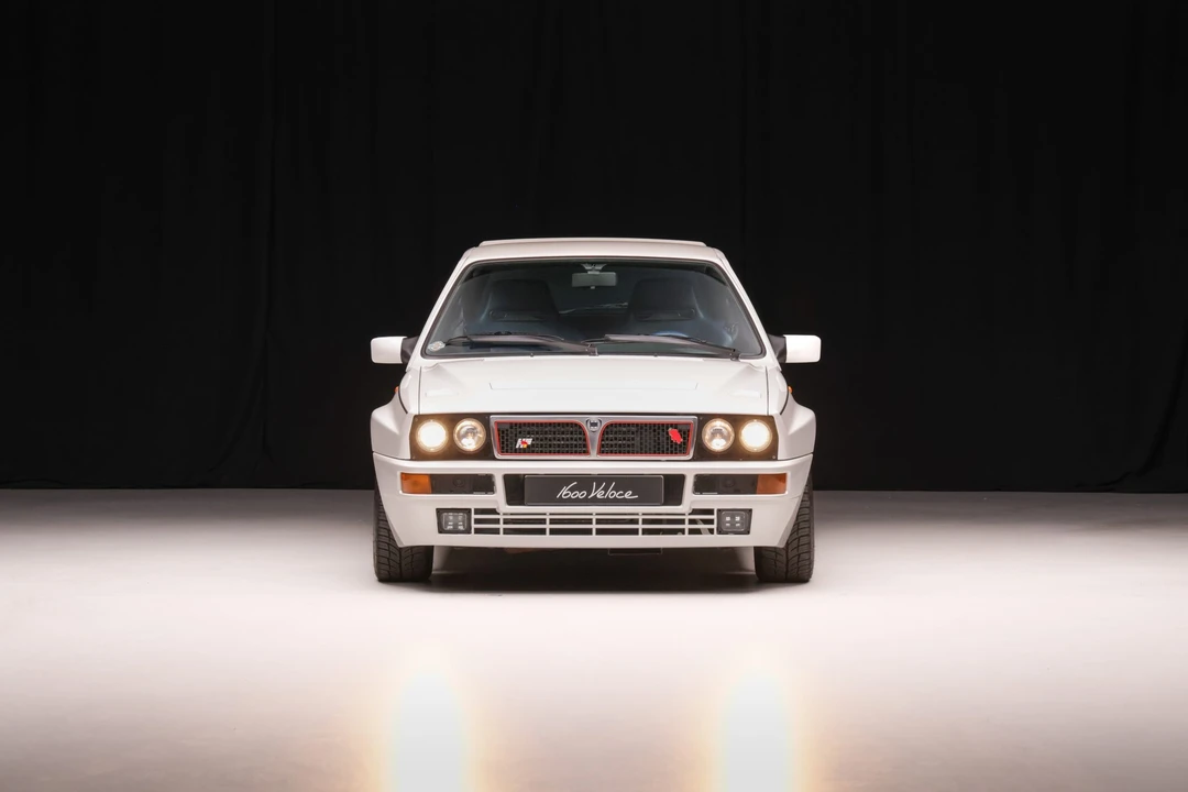 1994 Lancia Delta 2nd Gen - Image 15 of 31