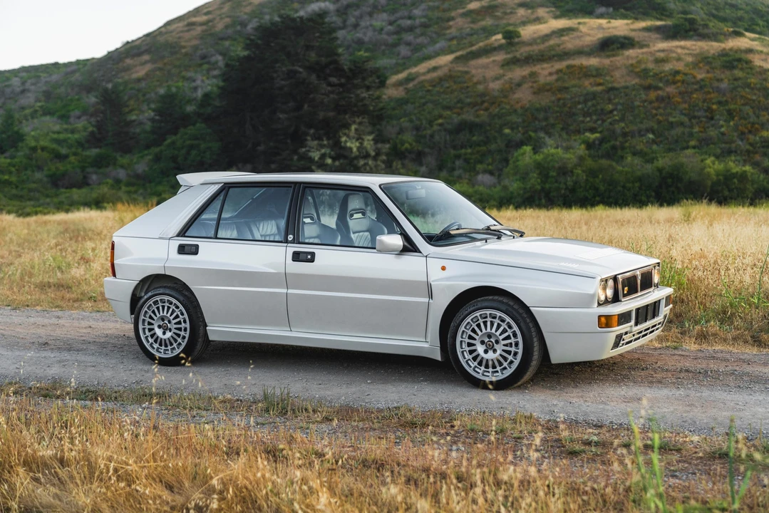 1994 Lancia Delta 1st Gen - Image 14 of 31