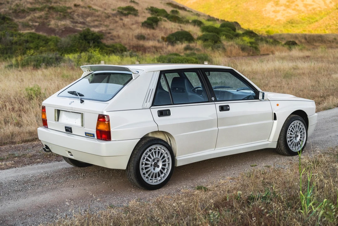 1994 Lancia Delta 1st Gen - Image 18 of 31