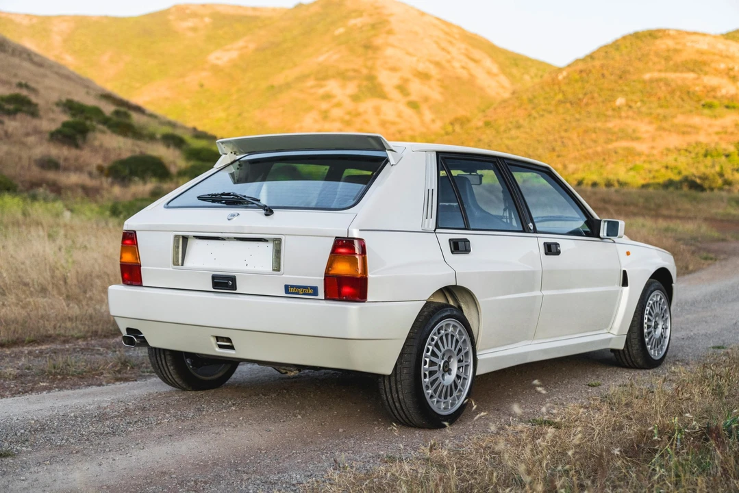 1994 Lancia Delta 1st Gen - Image 21 of 31