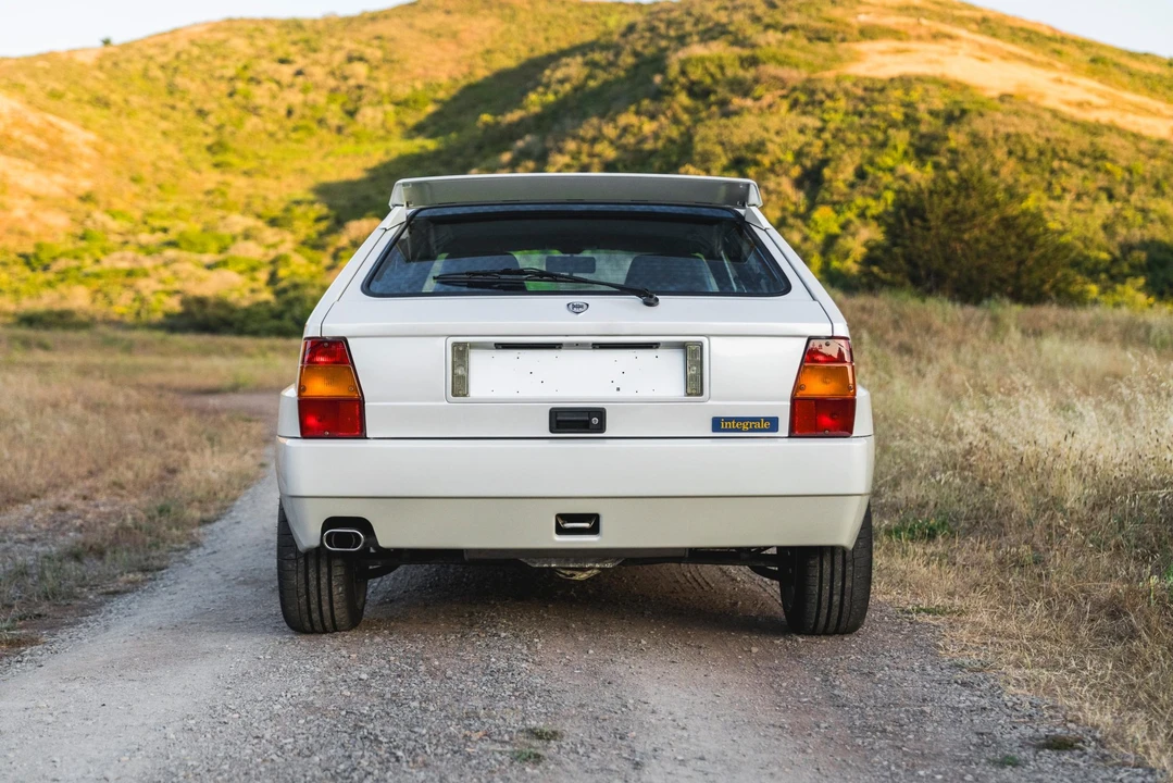 1994 Lancia Delta 1st Gen - Image 23 of 31