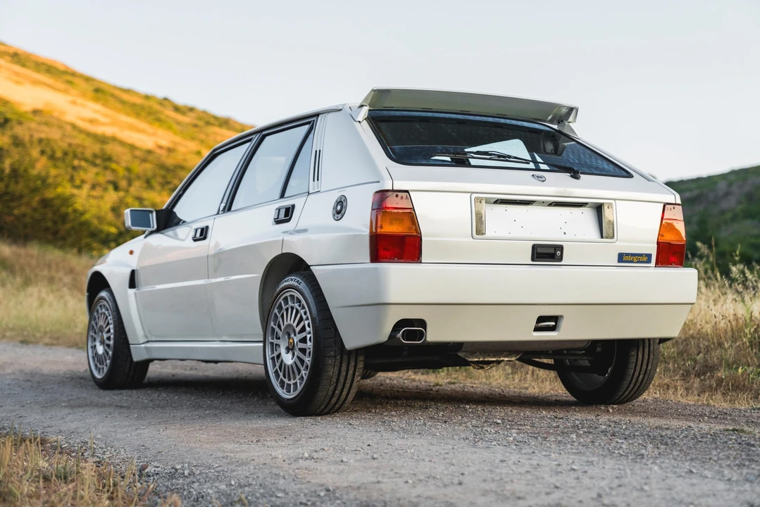1994 Lancia Delta 1st Gen - Image 28 of 31