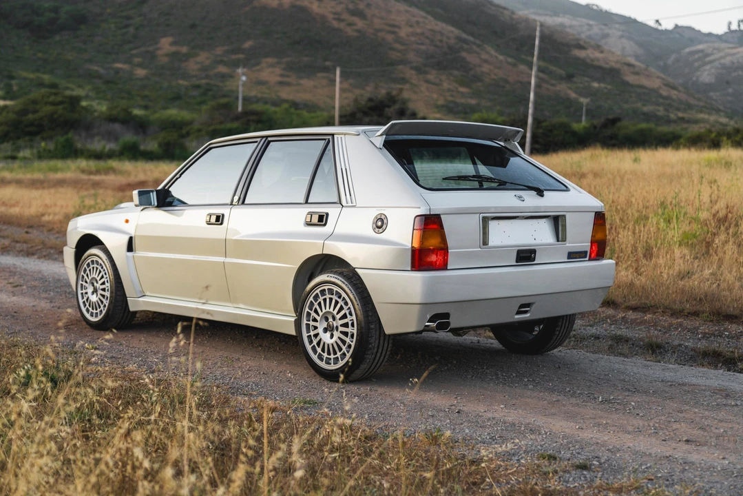 1994 Lancia Delta 1st Gen - Image 30 of 31