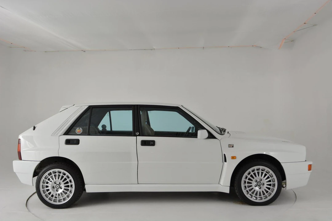 1994 Lancia Delta 1st Gen - Image 21 of 31