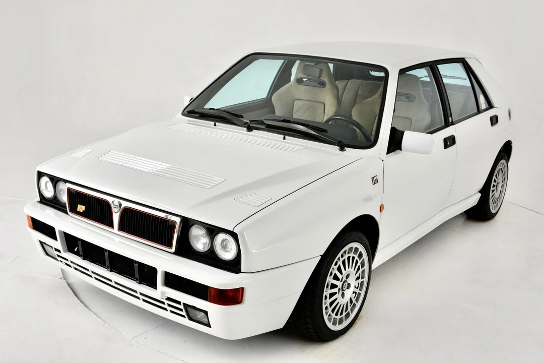 1994 Lancia Delta 1st Gen - Image 11 of 31