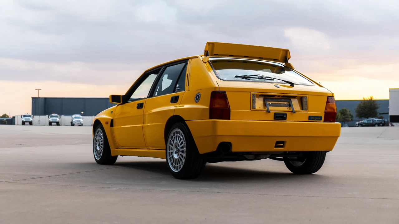 1994 Lancia Delta 1st Gen - Image 10 of 31
