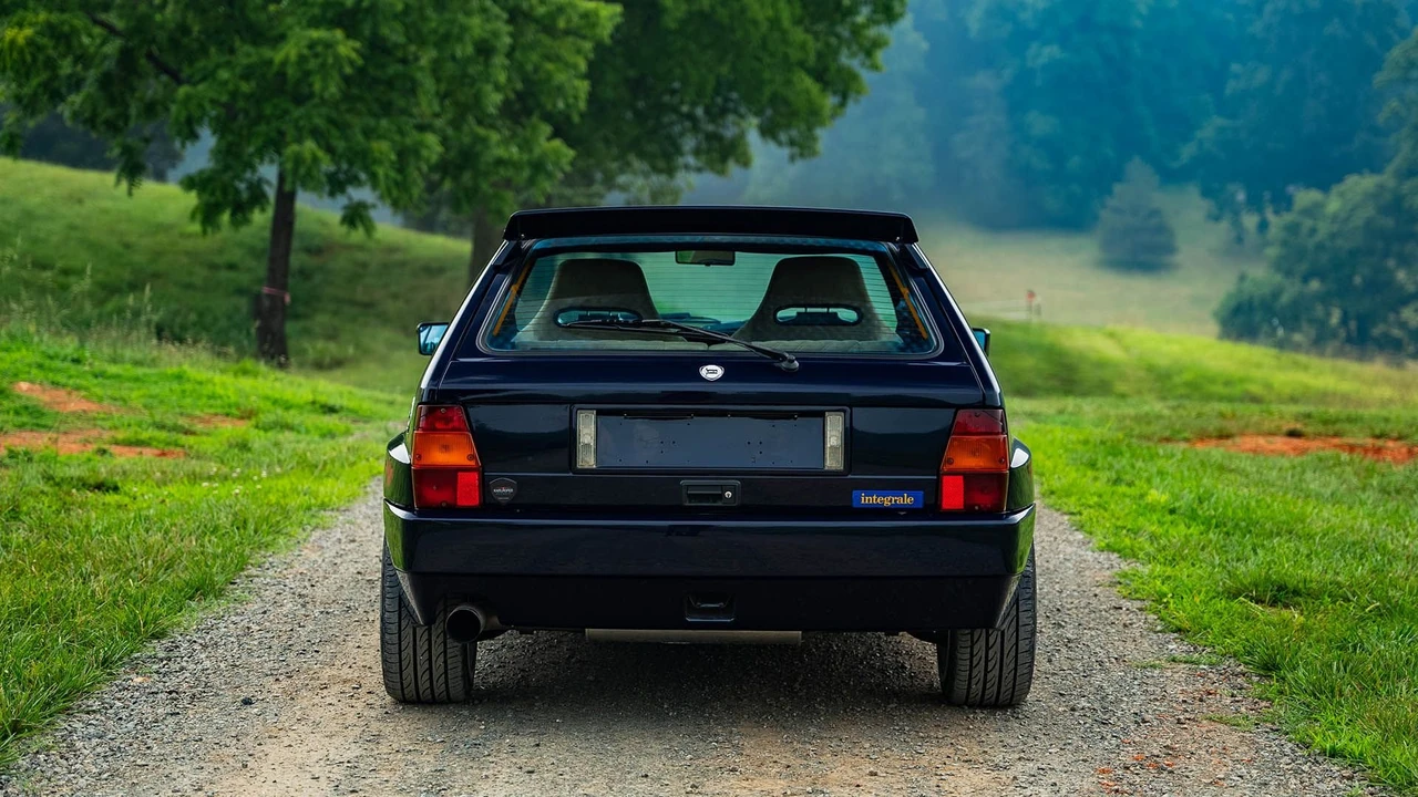 1994 Lancia Delta 1st Gen - Image 19 of 31