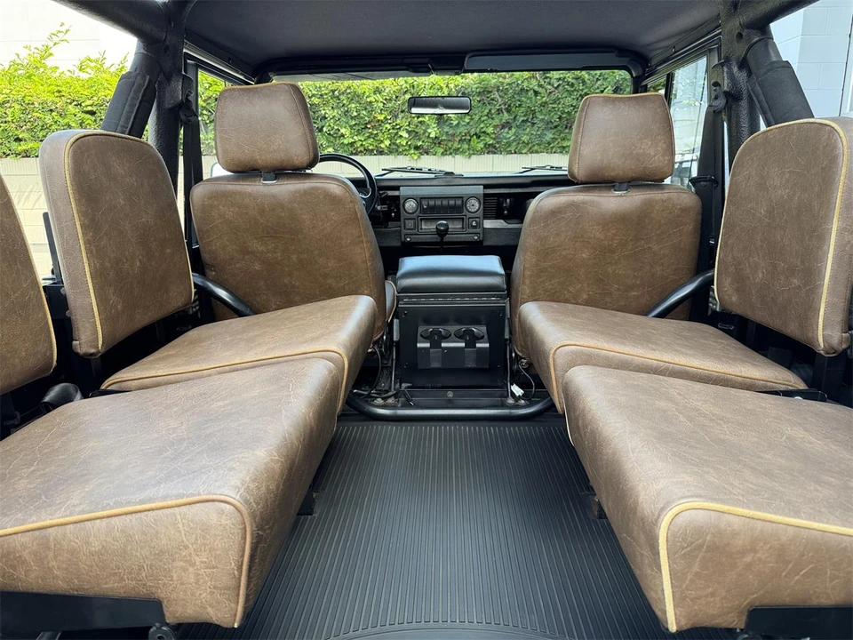 1994 Land Rover Defender - Image 9 of 18
