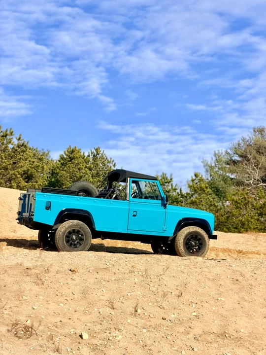 1994 Land Rover Defender - Image 2 of 17