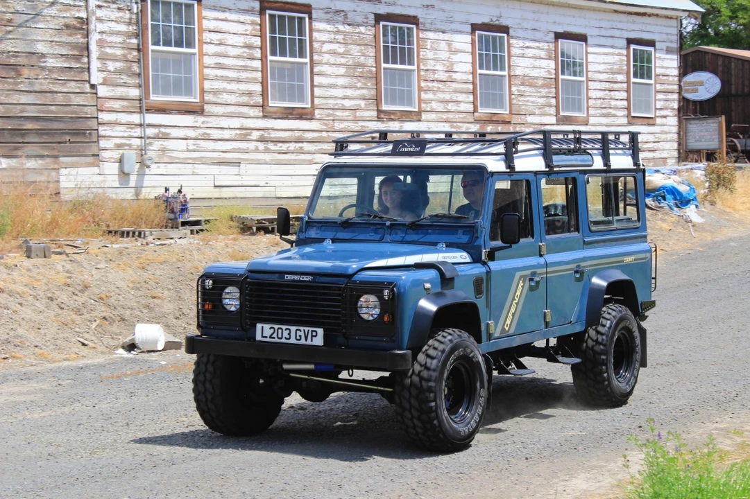 1994 Land Rover Defender - Image 5 of 21