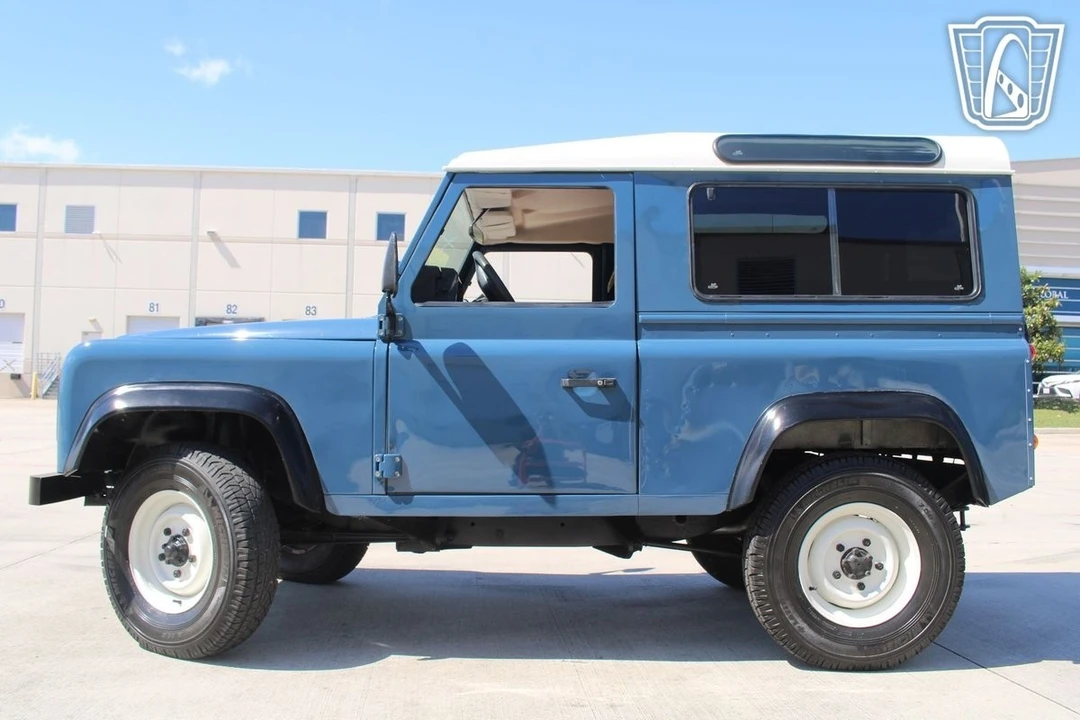 1994 Land Rover Defender 90 - Image 7 of 21