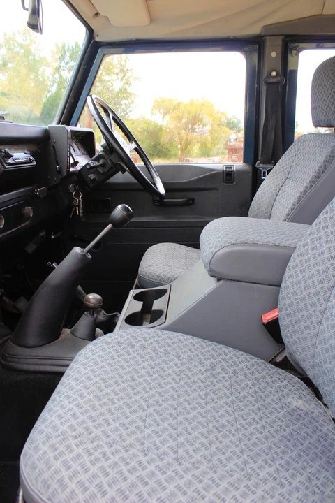 1994 Land Rover Defender - Image 9 of 21