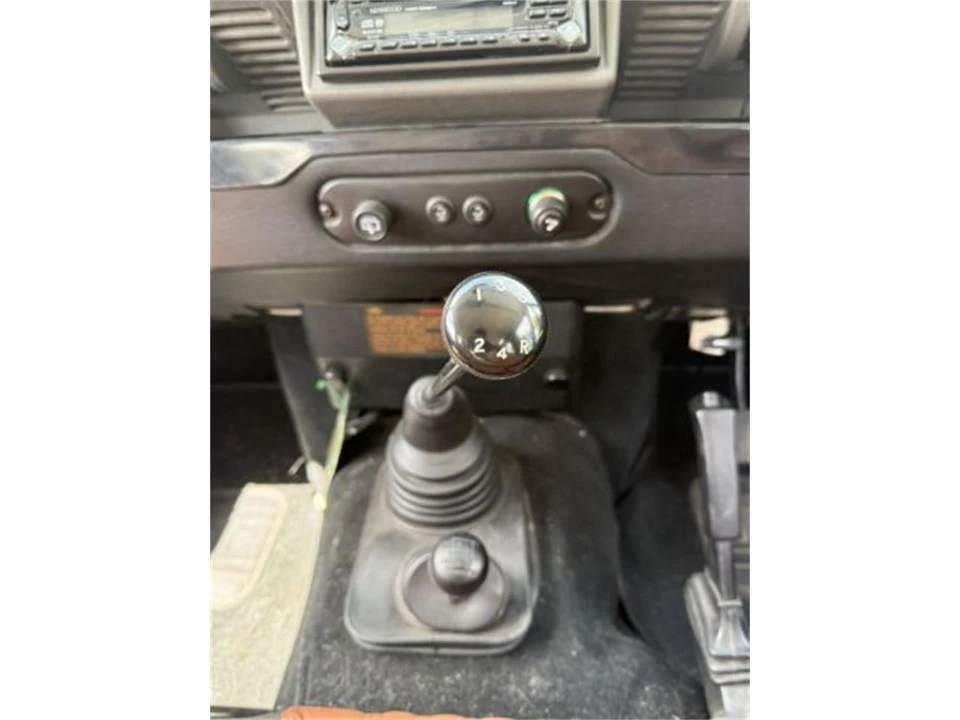 1994 Land Rover Defender - Image 7 of 16
