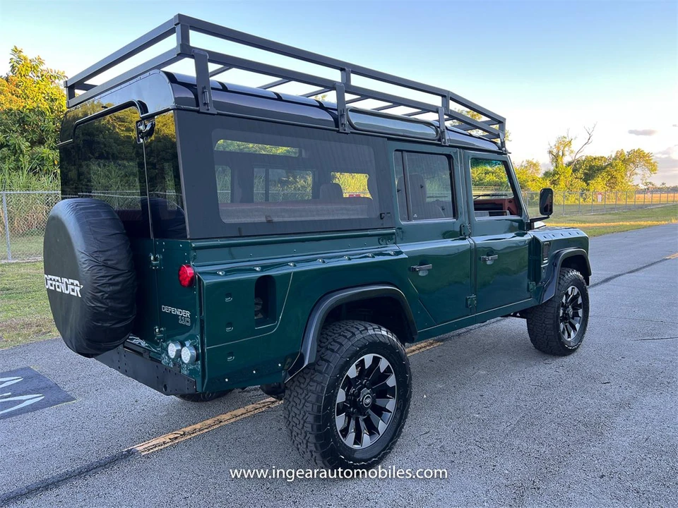 1994 Land Rover Defender 110 - Image 9 of 31