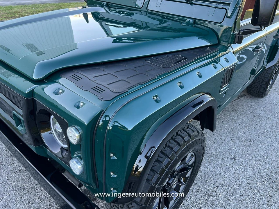 1994 Land Rover Defender 110 - Image 11 of 31