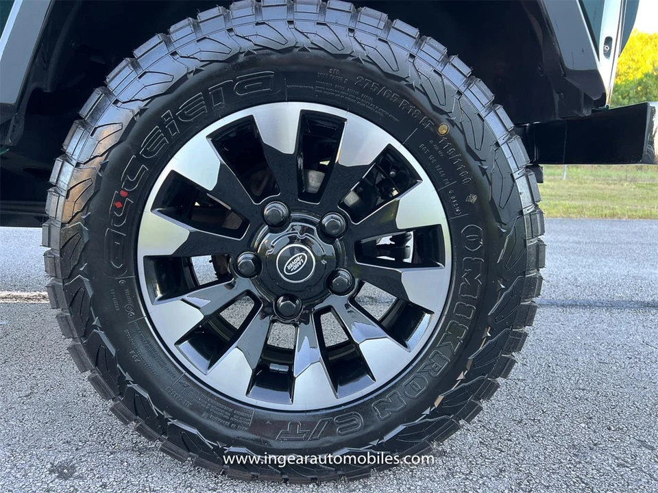 1994 Land Rover Defender 110 - Image 16 of 31