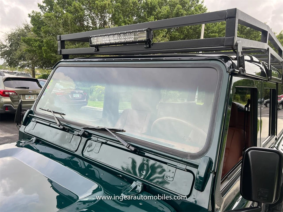 1994 Land Rover Defender 110 - Image 29 of 31