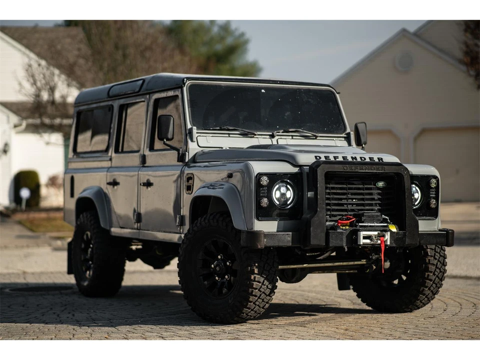 1994 Land Rover Defender 110 - Image 6 of 31