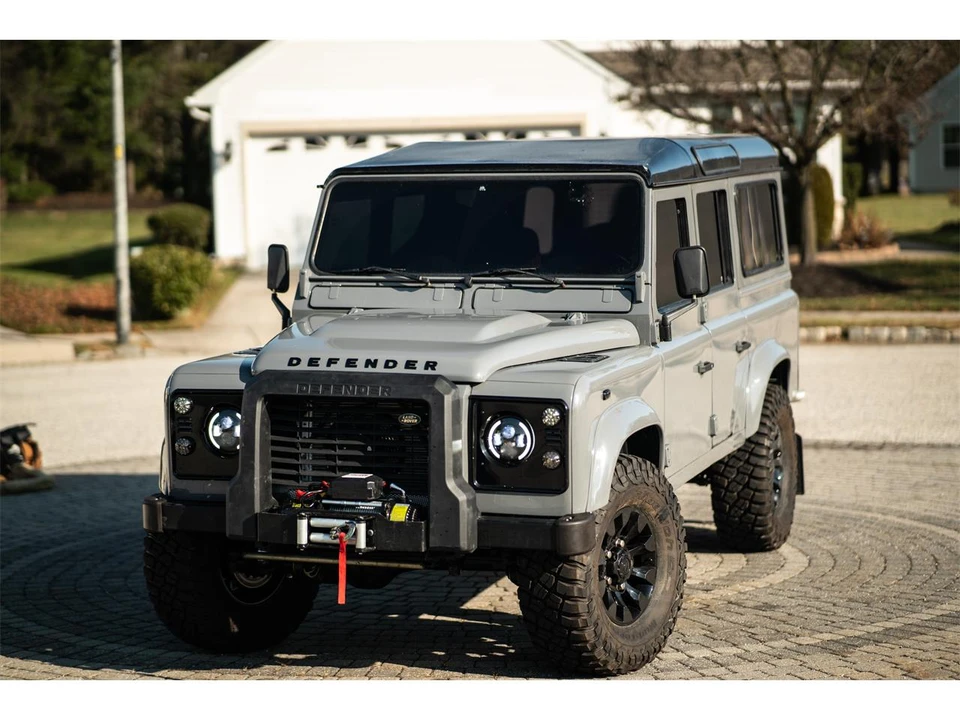1994 Land Rover Defender 110 - Image 15 of 31