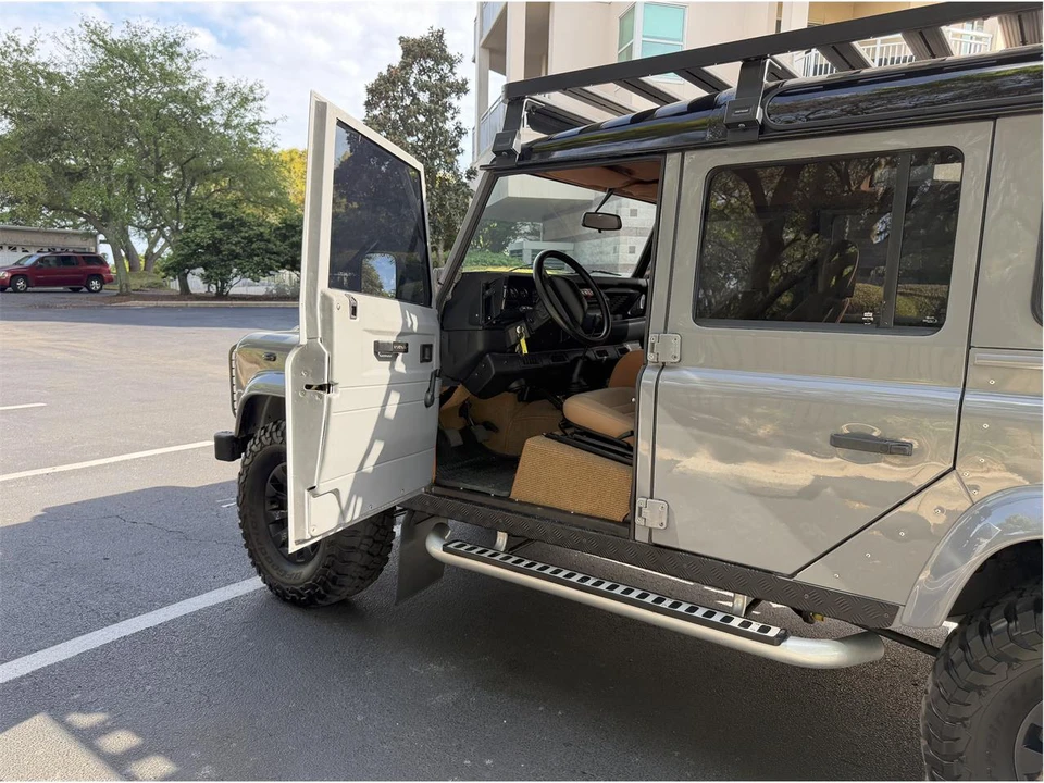 1994 Land Rover Defender 110 - Image 20 of 31