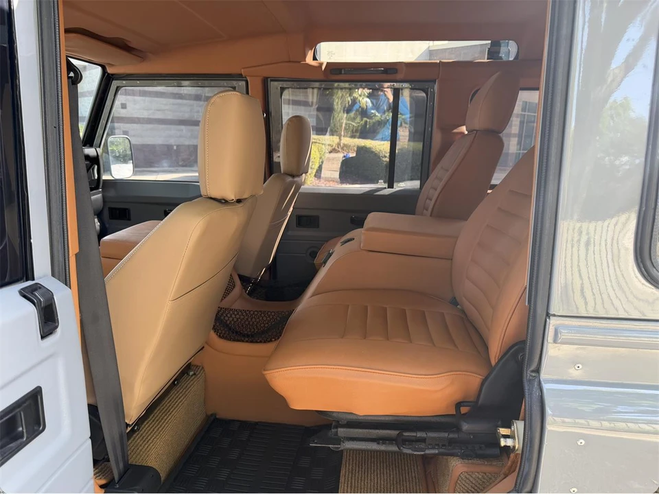 1994 Land Rover Defender 110 - Image 25 of 31