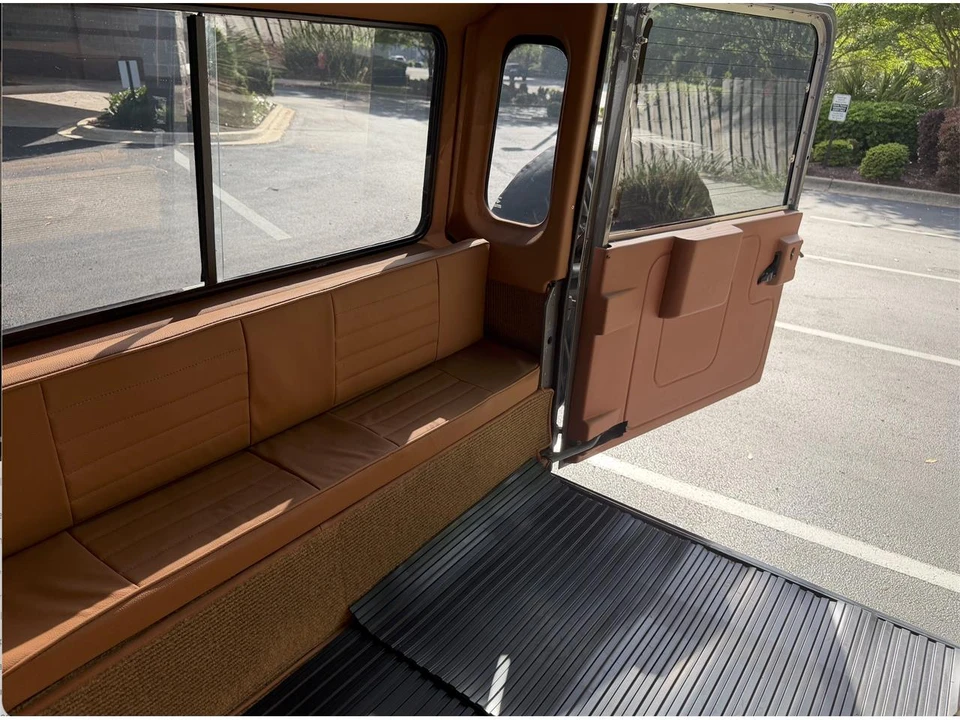 1994 Land Rover Defender 110 - Image 28 of 31