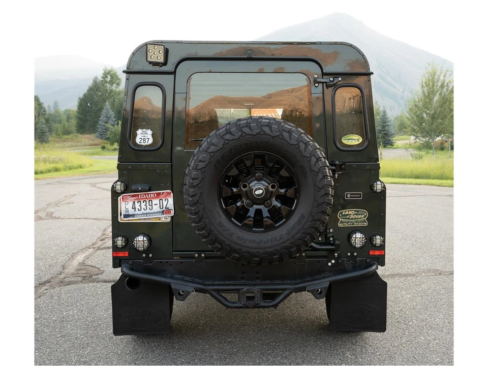 1994 Land Rover Defender 110 - Image 8 of 31