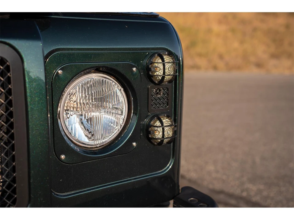 1994 Land Rover Defender 110 - Image 14 of 31