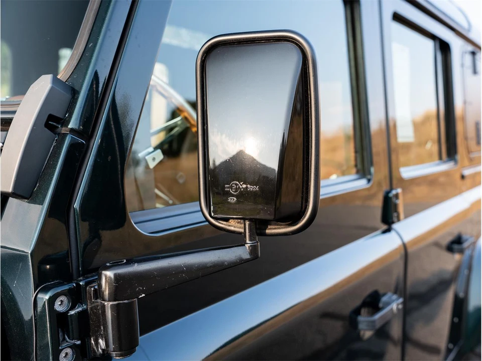 1994 Land Rover Defender 110 - Image 24 of 31
