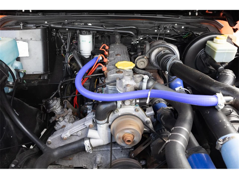 1994 Land Rover Defender 110 - Image 17 of 18