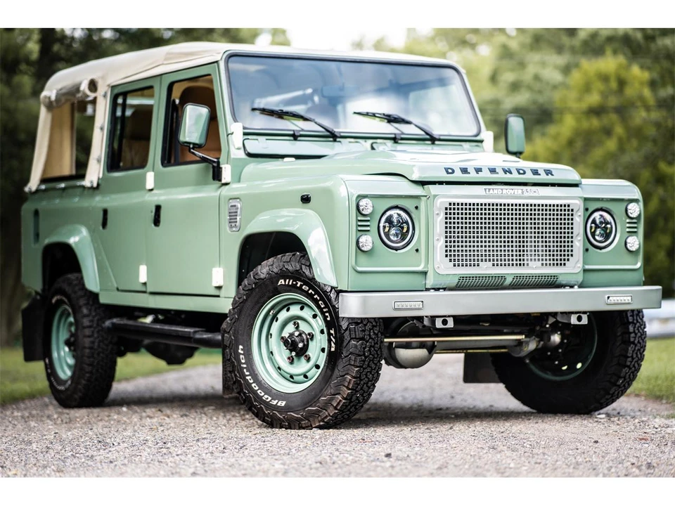 1994 Land Rover Defender 110 - Image 5 of 31