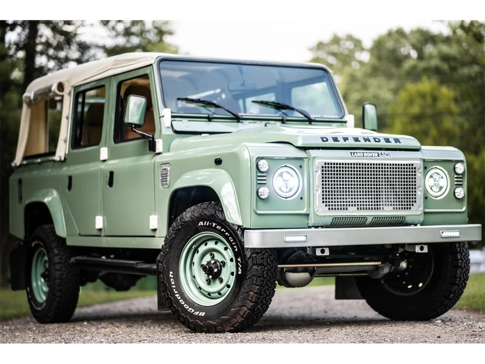 1994 Land Rover Defender 110 - Image 6 of 31