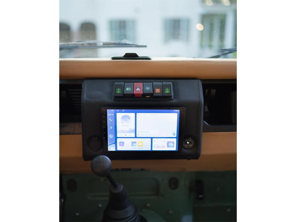1994 Land Rover Defender 110 - Image 13 of 31