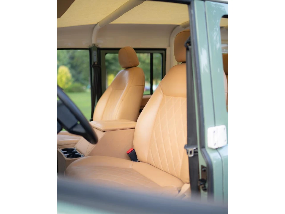 1994 Land Rover Defender 110 - Image 22 of 31