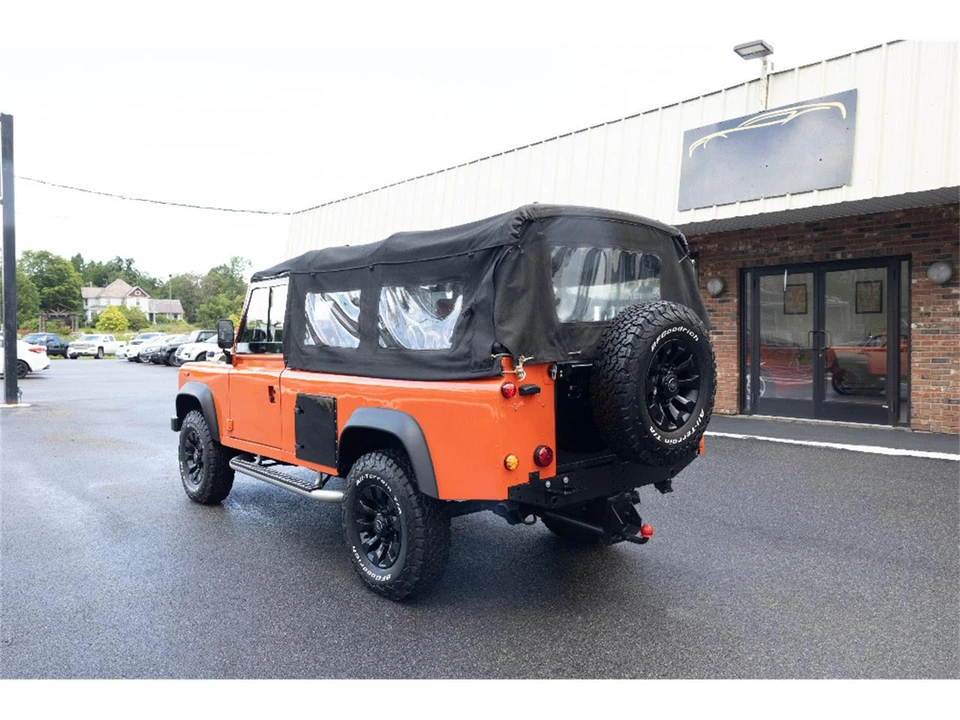 1994 Land Rover Defender 110 - Image 3 of 18