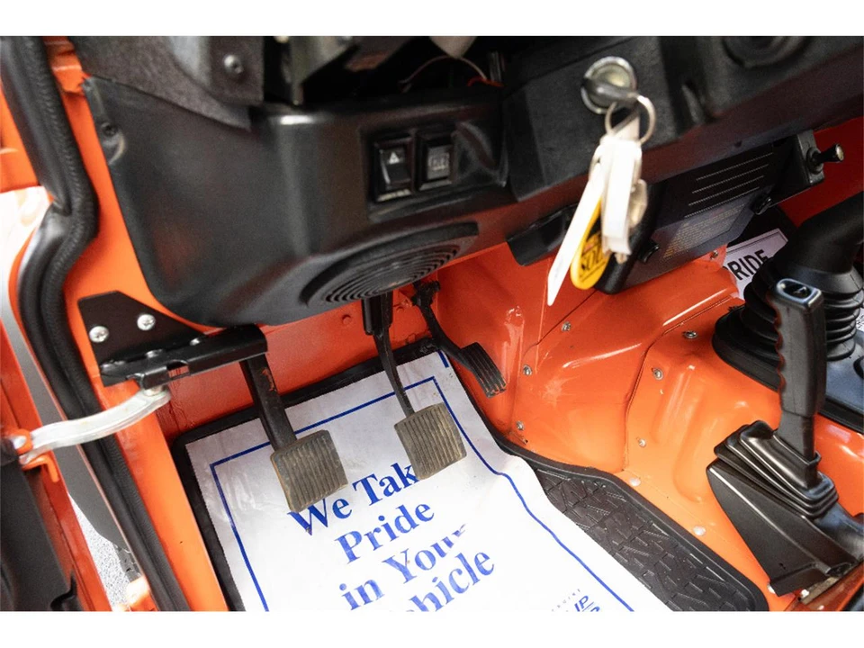 1994 Land Rover Defender 110 - Image 16 of 18