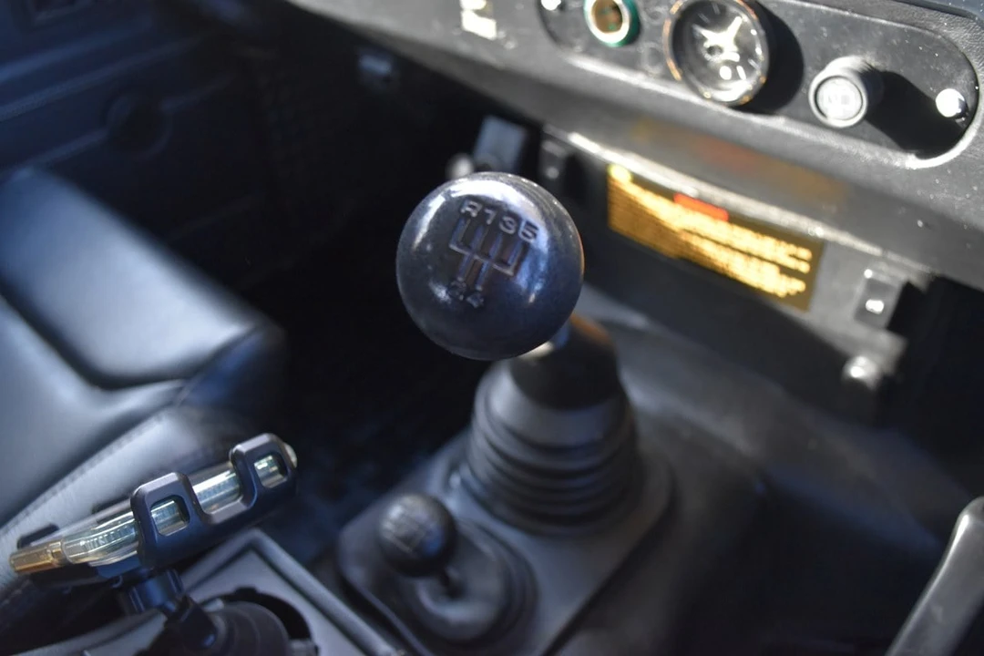 1994 Land Rover Defender 110 - Image 27 of 30