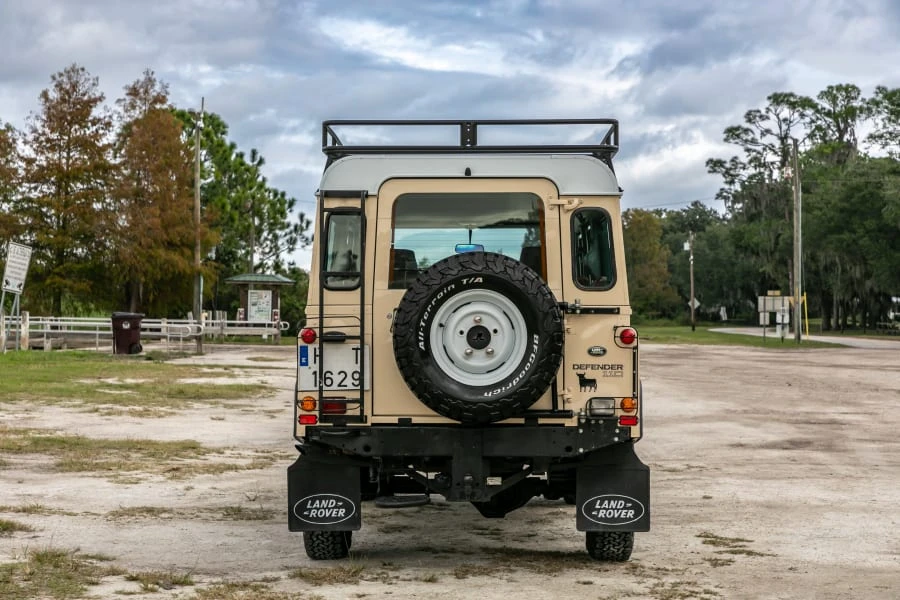 1994 Land Rover Defender 110 - Image 25 of 31