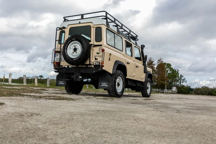 1994 Land Rover Defender 110 - Image 23 of 31