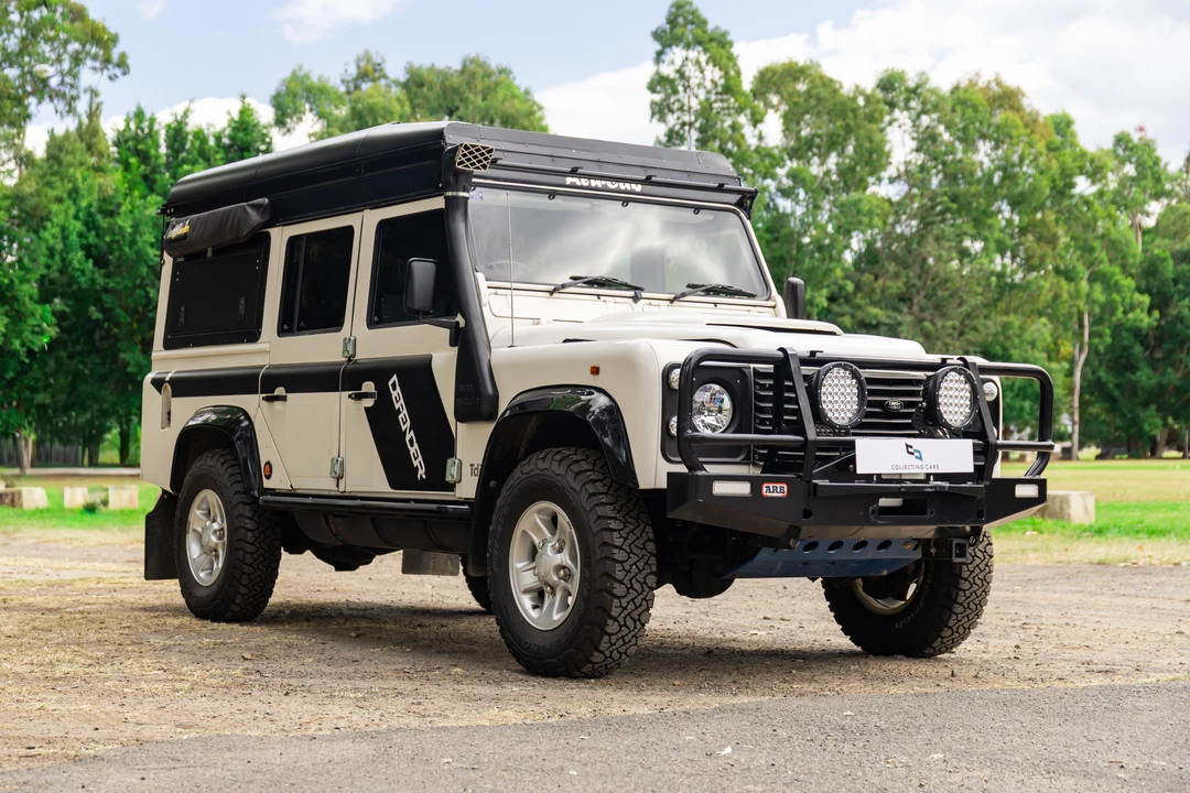 1994 Land Rover Defender 110 - Image 11 of 31