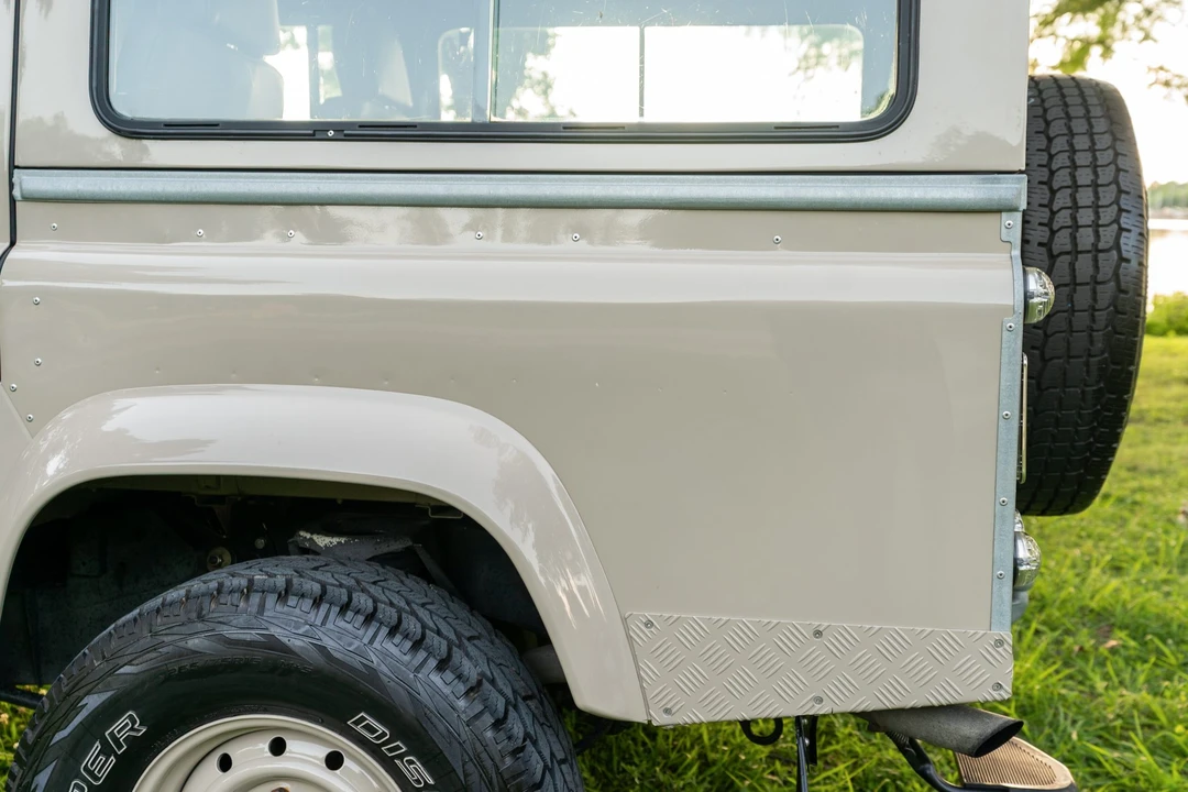 1994 Land Rover Defender 110 - Image 31 of 31