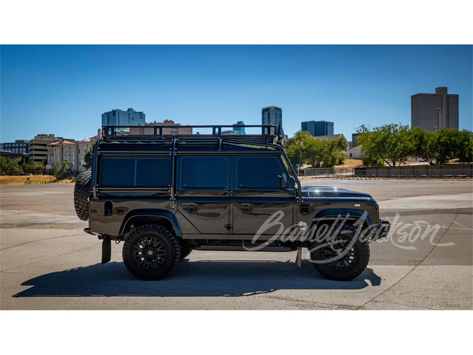 1994 Land Rover Defender 110 - Image 2 of 5