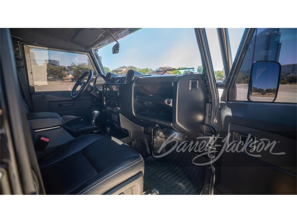 1994 Land Rover Defender 110 - Image 4 of 5
