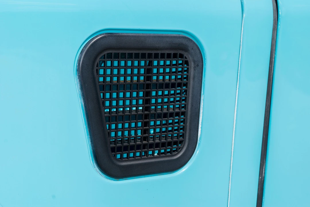 1994 Land Rover Defender 110 - Image 18 of 31