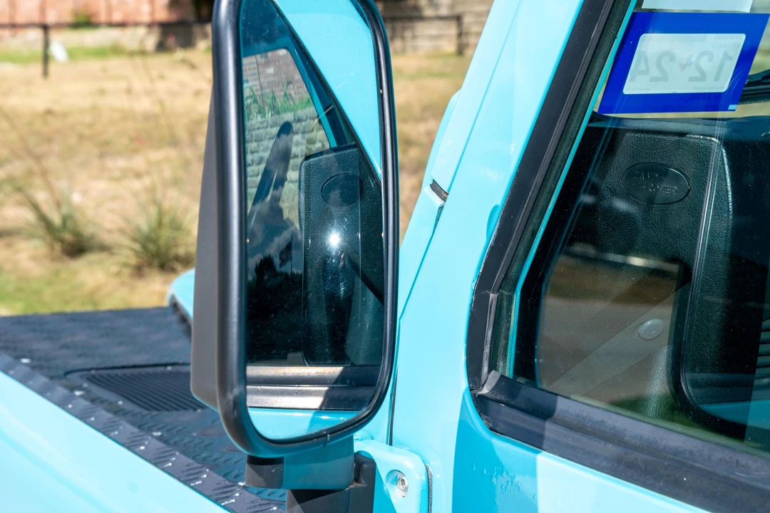 1994 Land Rover Defender 110 - Image 20 of 31