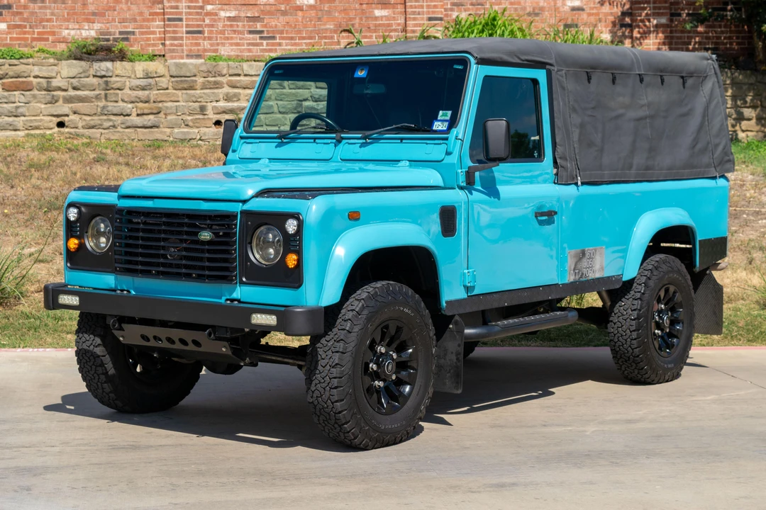 1994 Land Rover Defender 110 - Image 6 of 31