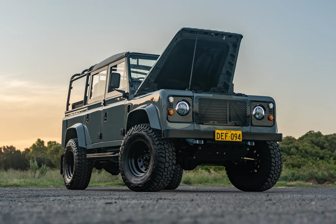 1994 Land Rover Defender 110 - Image 31 of 31